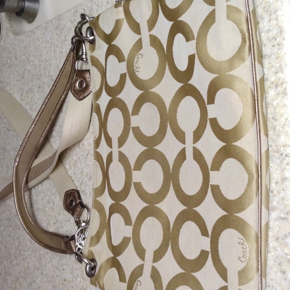 Coach Handbag - Picture 2 of 5